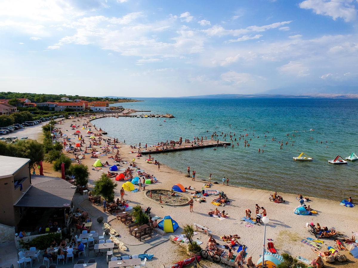 Apartment Larus Вир Екстериор снимка