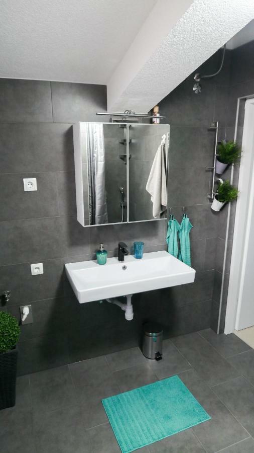 Apartment Larus Вир Екстериор снимка